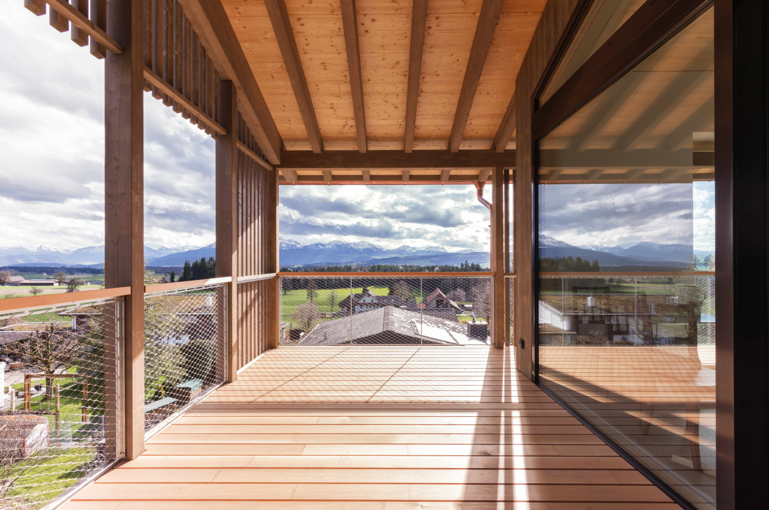 HUMMBURKART ARCHITEKTEN: Haus f&uuml;r zwei Br&uuml;der Hildisrieden