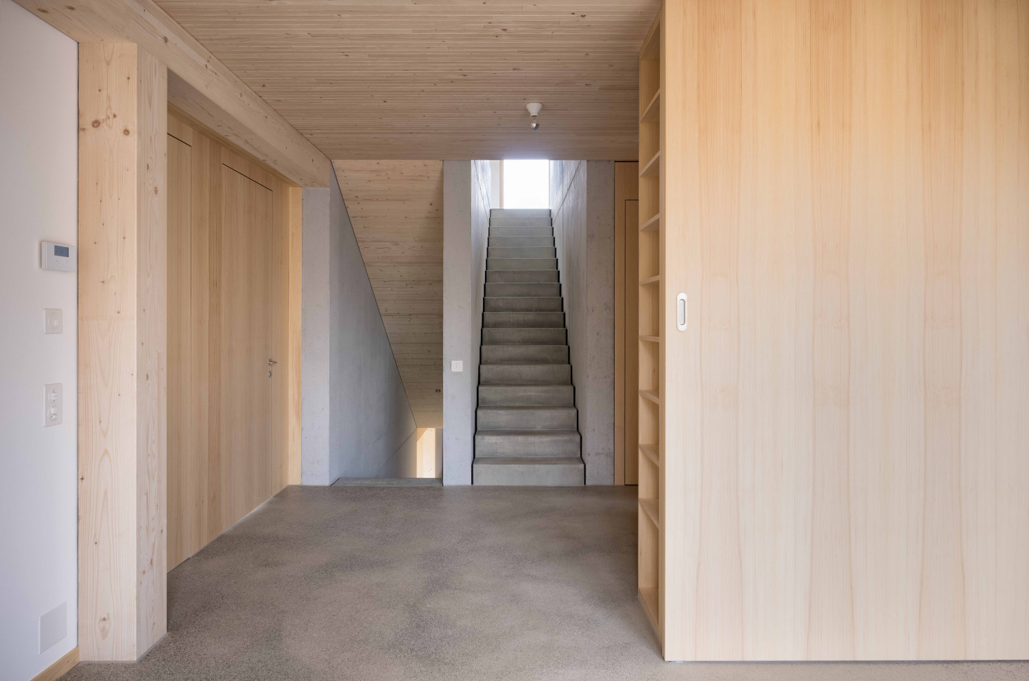 HUMMBURKART ARCHITEKTEN: Haus f&uuml;r zwei Br&uuml;der Hildisrieden