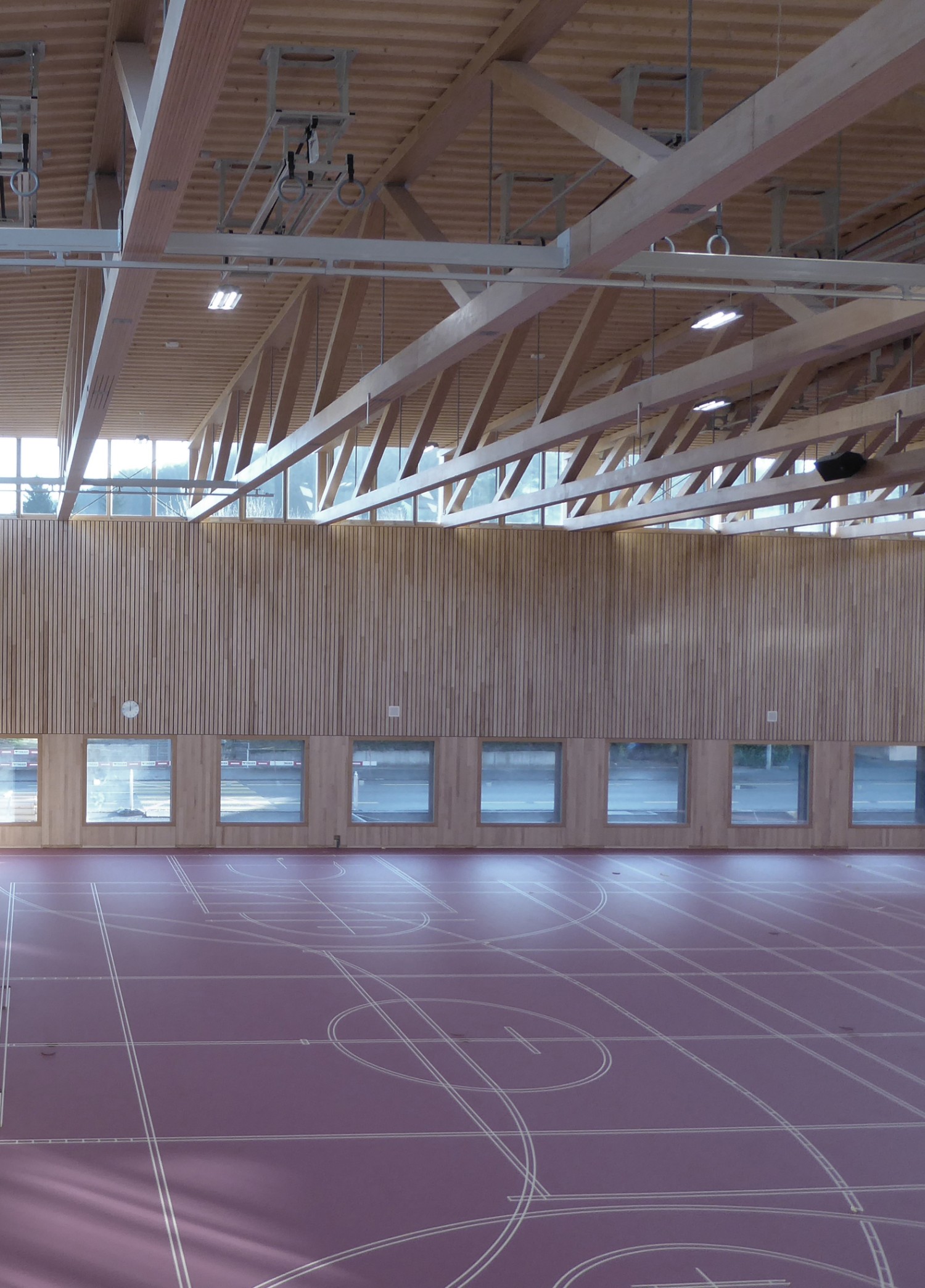 HUMMBURKART ARCHITEKTEN: Mehrzweckhalle in Hausen