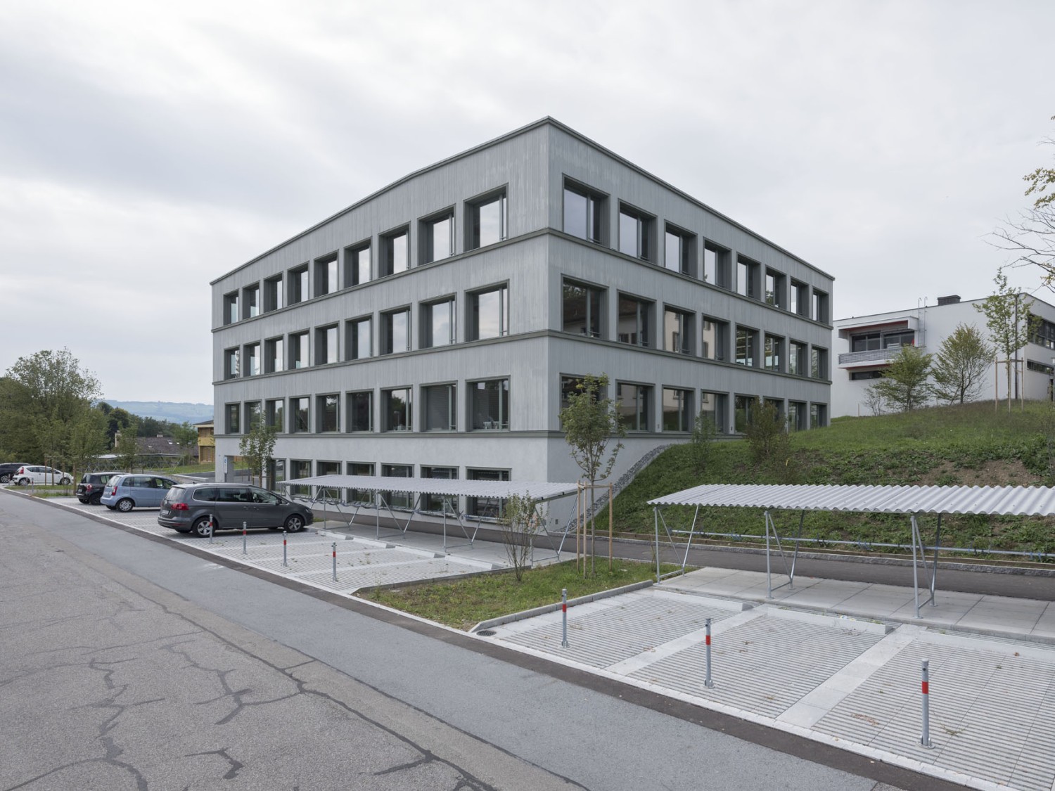 HUMMBURKART ARCHITEKTEN: Neubau Sekundarschule in Obfelden